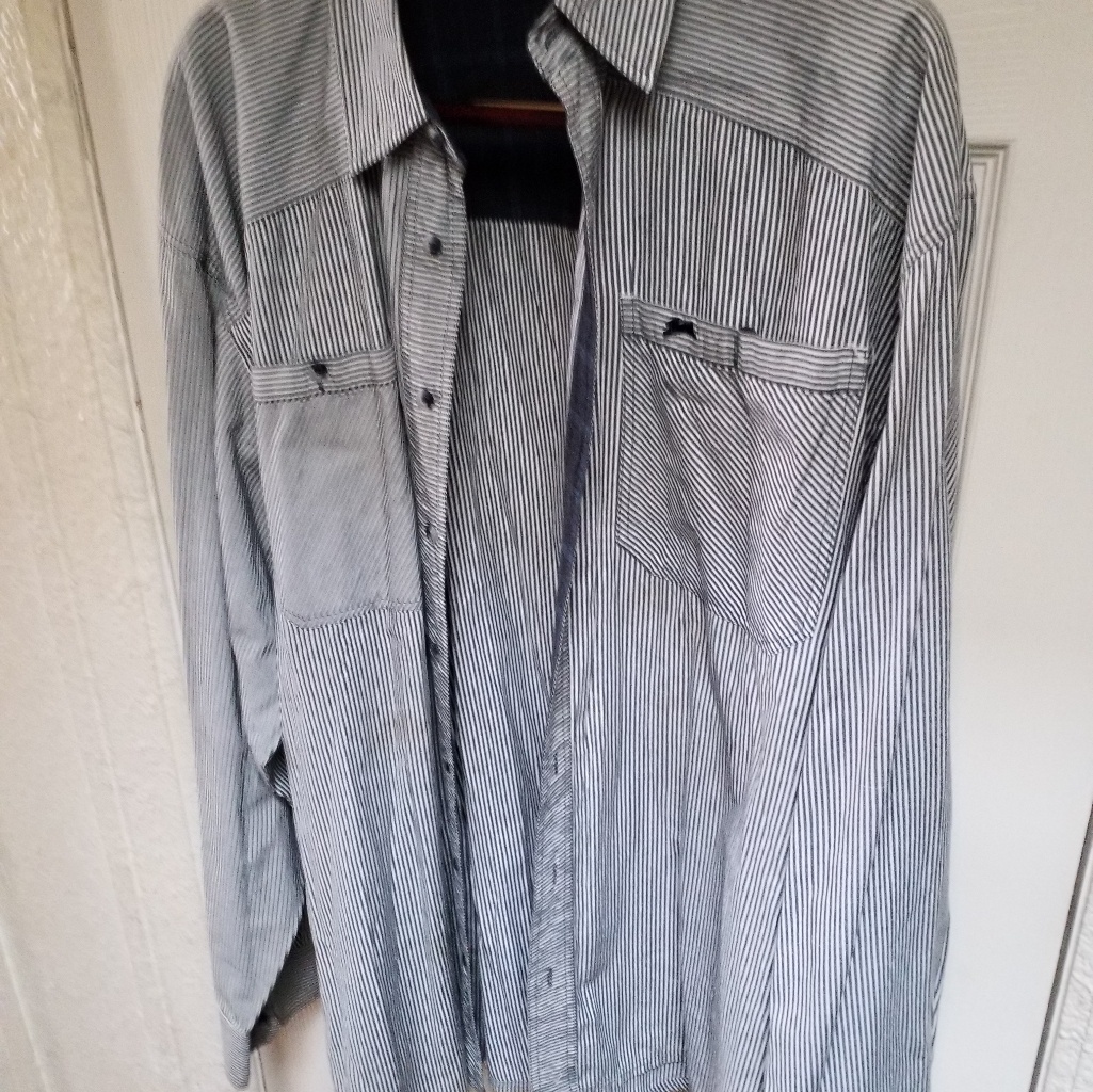 4x Button Up